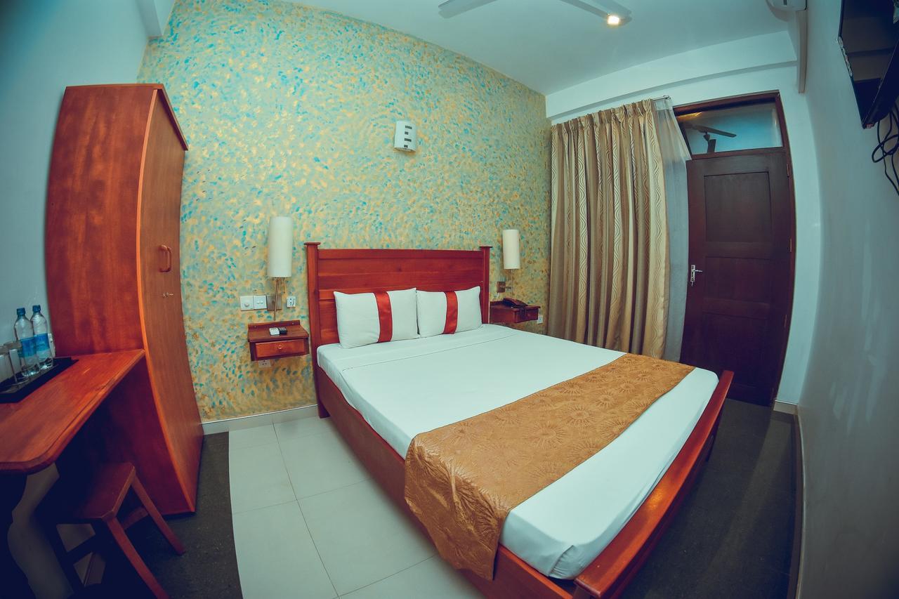 Zendara Hotel Negombo Luaran gambar