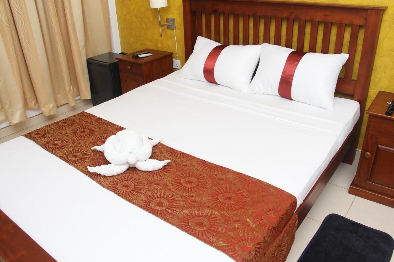 Zendara Hotel Negombo Luaran gambar